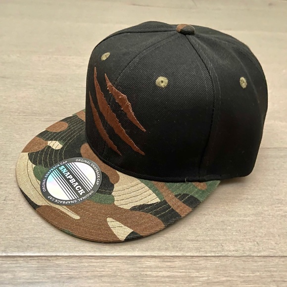 Camo SnapBack - Picture 2 of 4